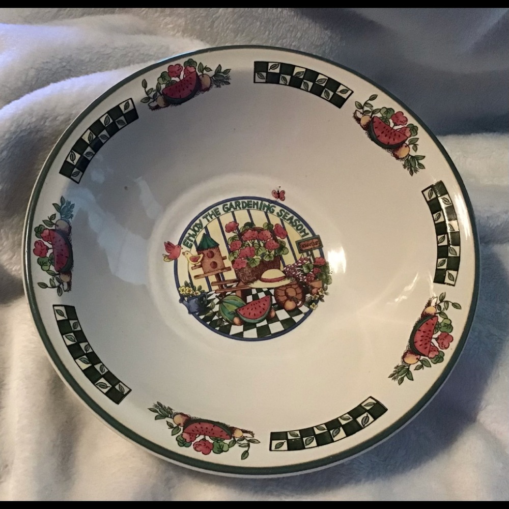 Vintage International tableworks 7 plates, 8 bowls. Buy all for $90